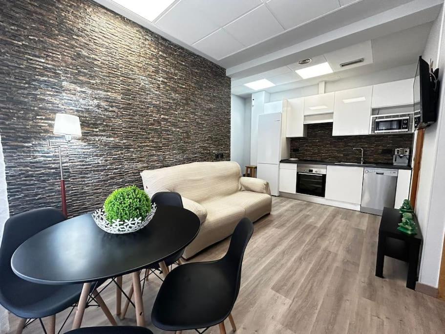 Apartamento Amueblado En El Centro De Madrid Exterior photo