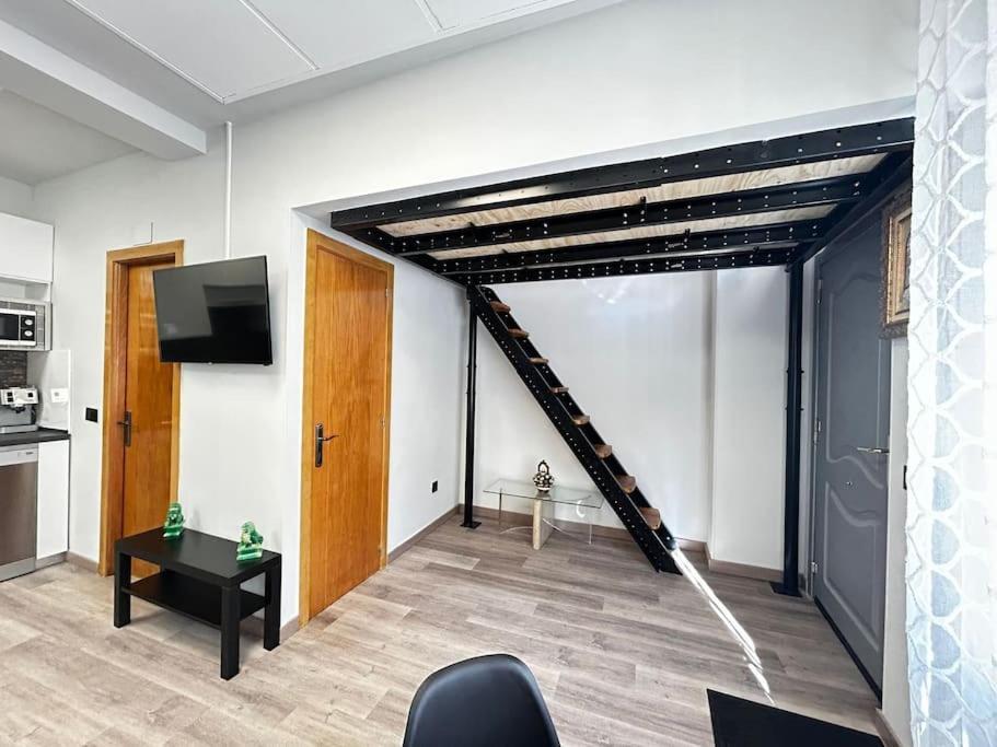 Apartamento Amueblado En El Centro De Madrid Exterior photo